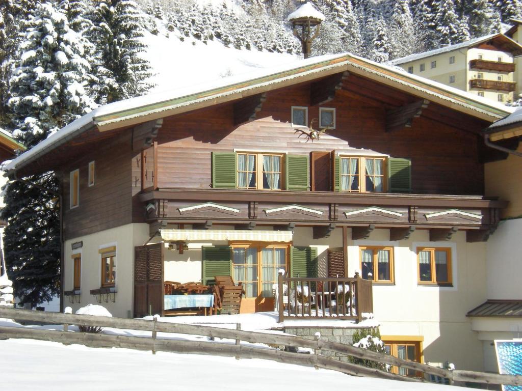 Apartamento Haus Schwaighofer Neukirchen am Großvenediger Exterior foto
